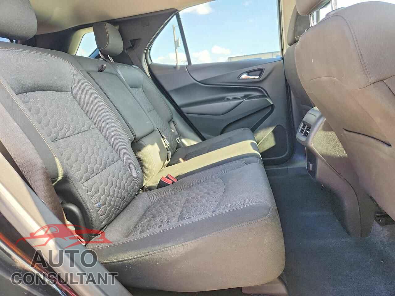 CHEVROLET EQUINOX 2018 - 2GNAXJEV1J6288024