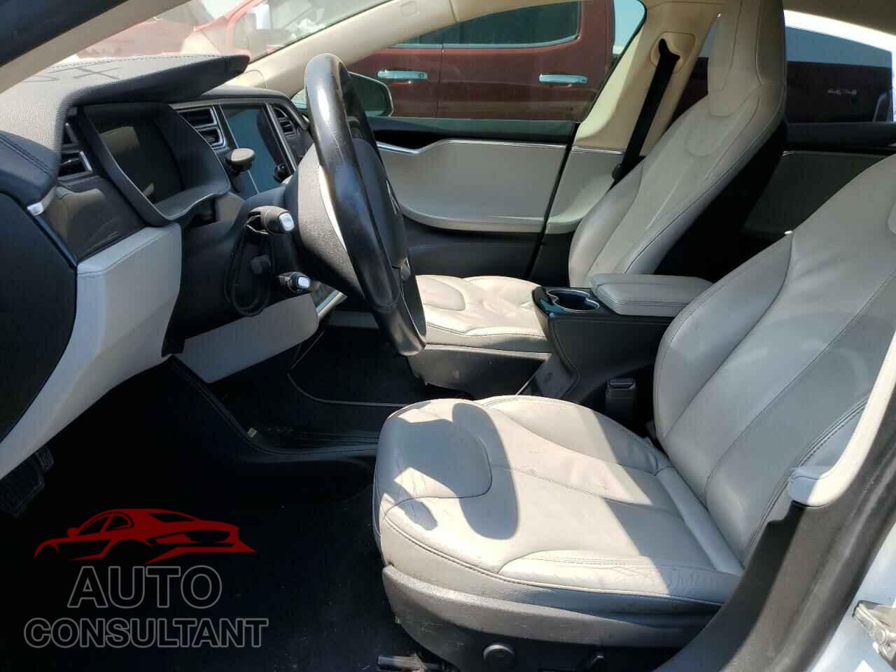TESLA MODEL S 2015 - 5YJSA1S20FF087533