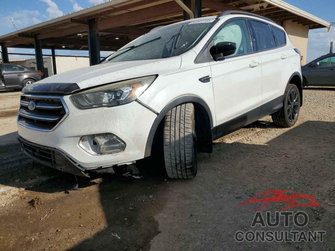 FORD ESCAPE 2017 - 1FMCU9G92HUD22648