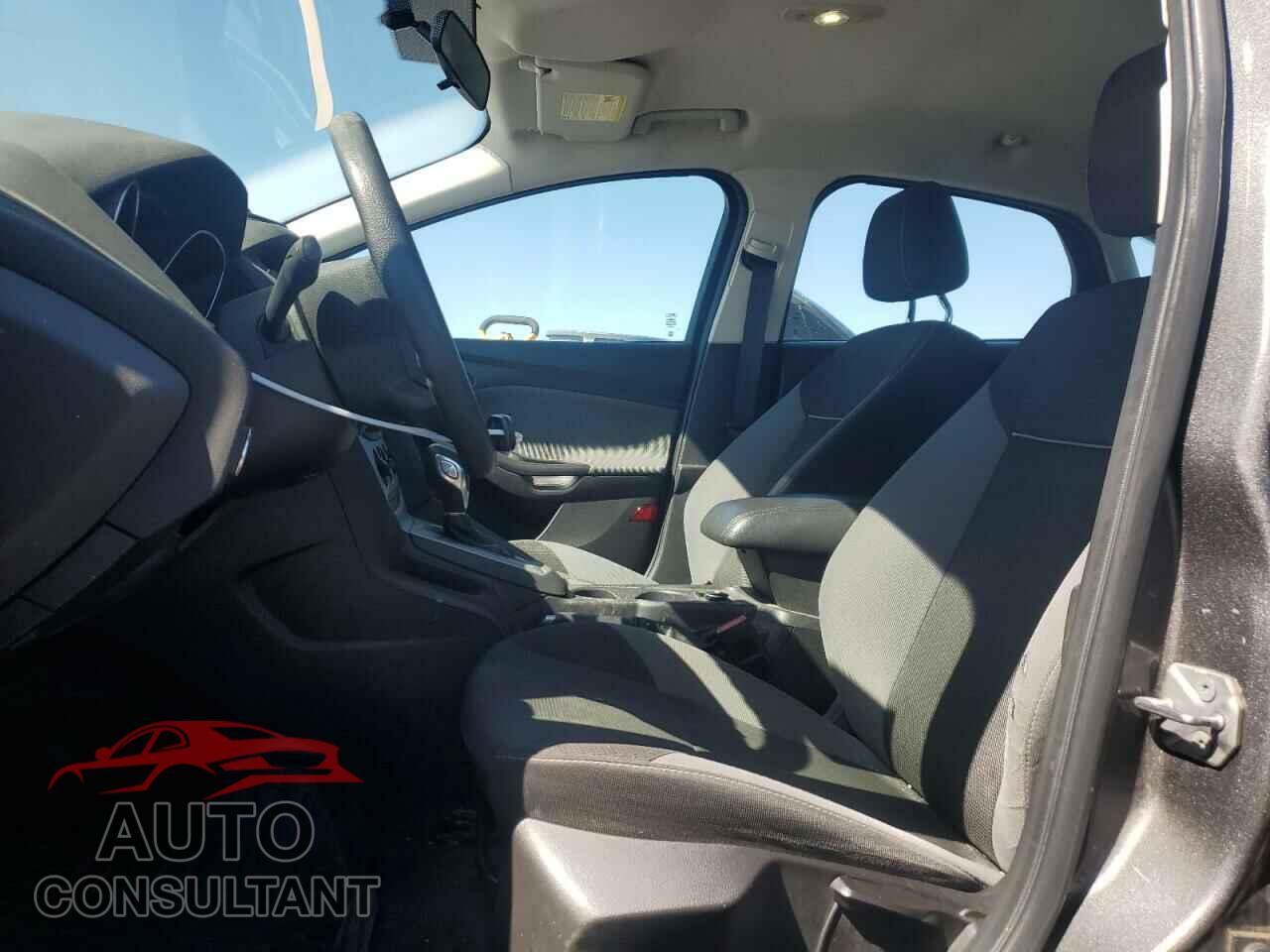 FORD FOCUS 2012 - 1FAHP3F28CL327411