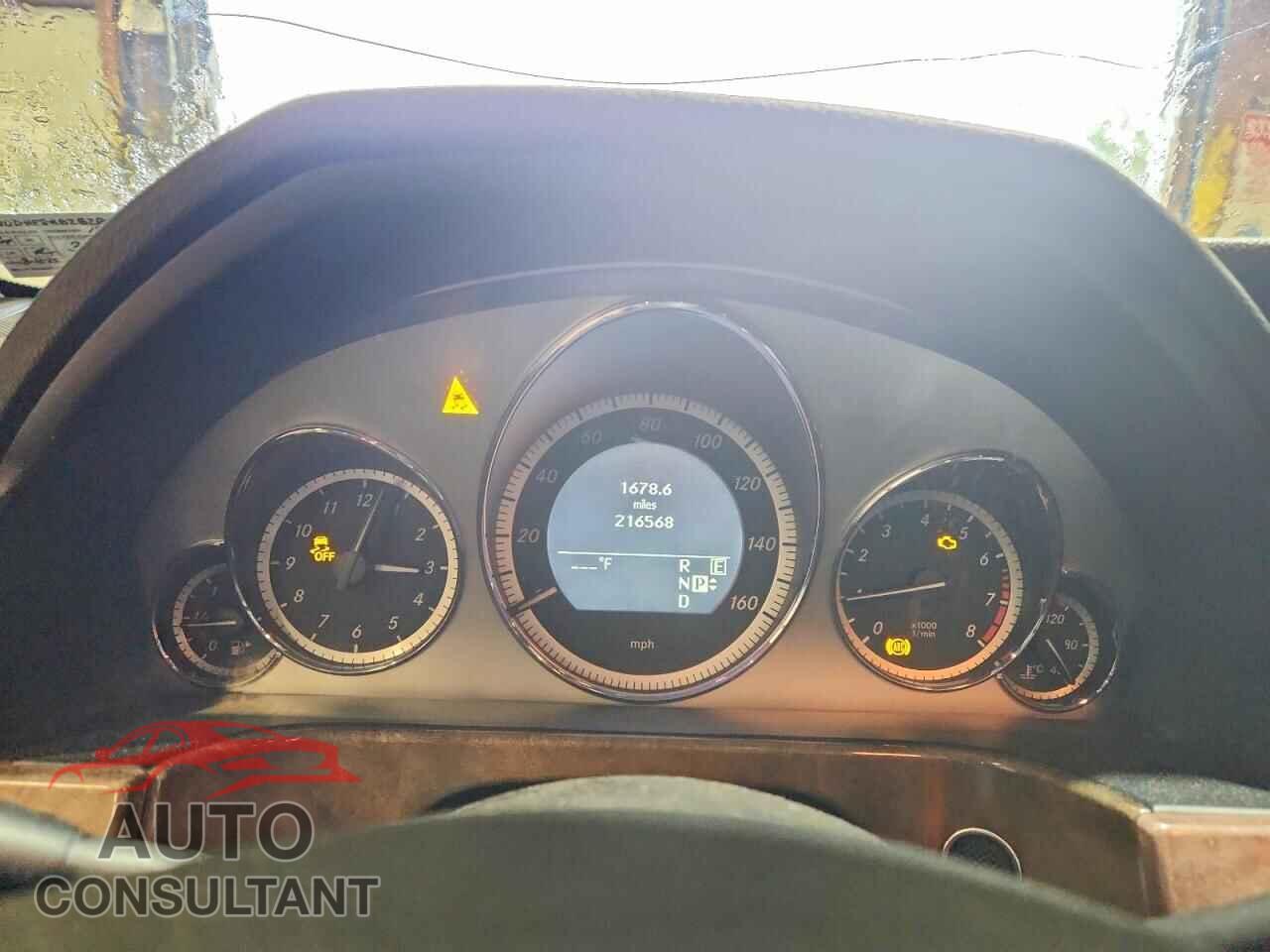 MERCEDES-BENZ E-CLASS 2011 - WDDHF8HB2BA425499