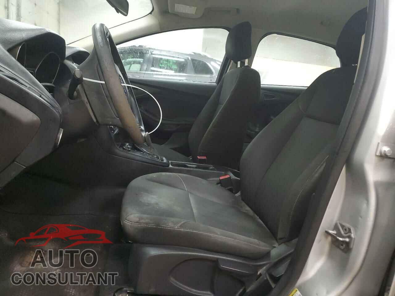 FORD FOCUS 2016 - 1FADP3E20GL244416