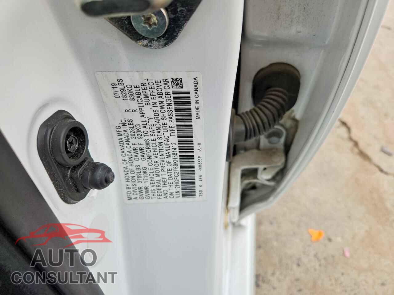HONDA CIVIC 2019 - 2HGFC2F69KH581412
