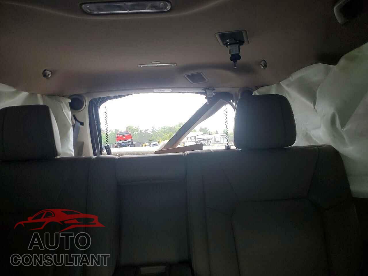 HONDA PILOT 2014 - 5FNYF4H98EB034126