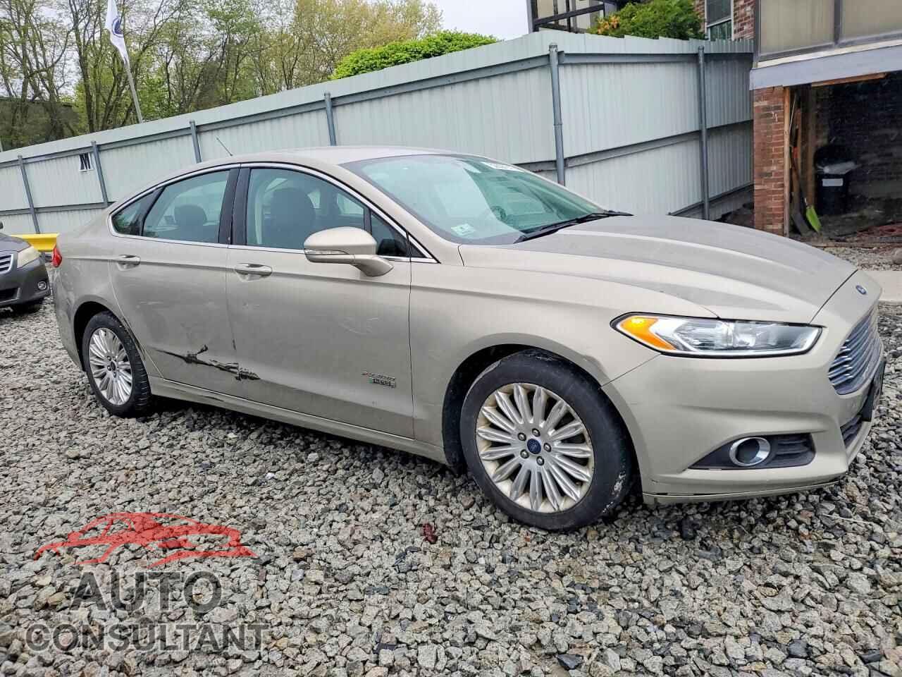 FORD FUSION 2016 - 3FA6P0PU2GR178524
