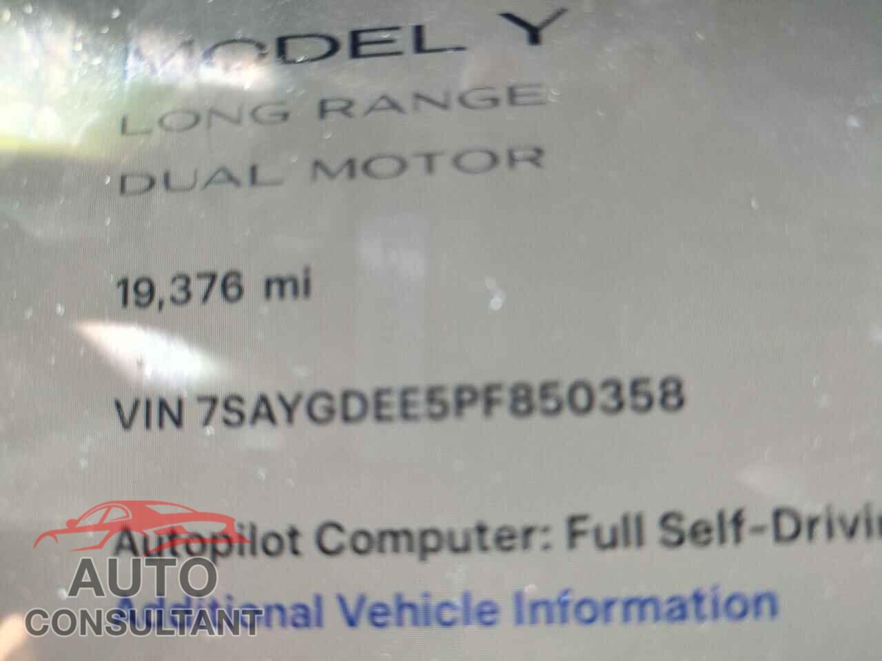 TESLA MODEL Y 2023 - 7SAYGDEE5PF850358