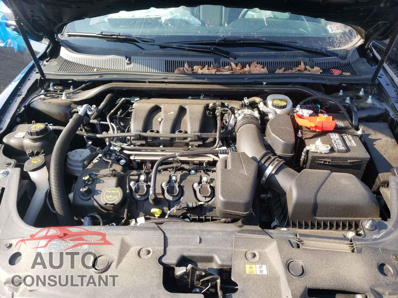 FORD TAURUS 2019 - 1FAHP2J84KG119524