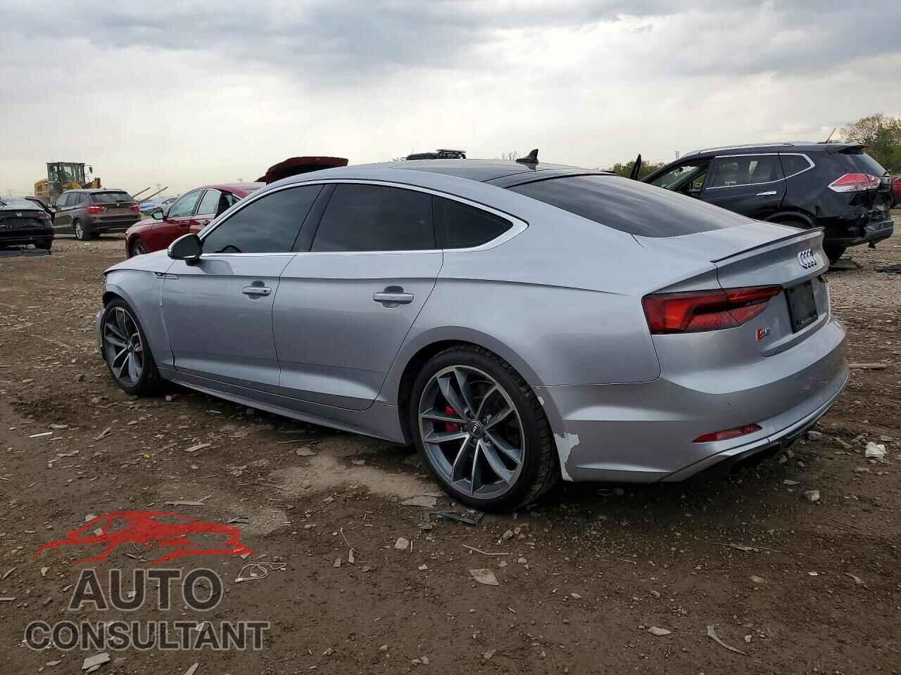AUDI S5/RS5 2018 - WAUC4CF5XJA072189