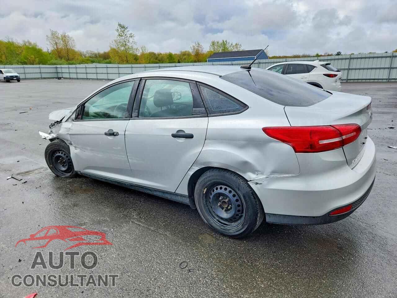 FORD FOCUS 2018 - 1FADP3E27JL254352