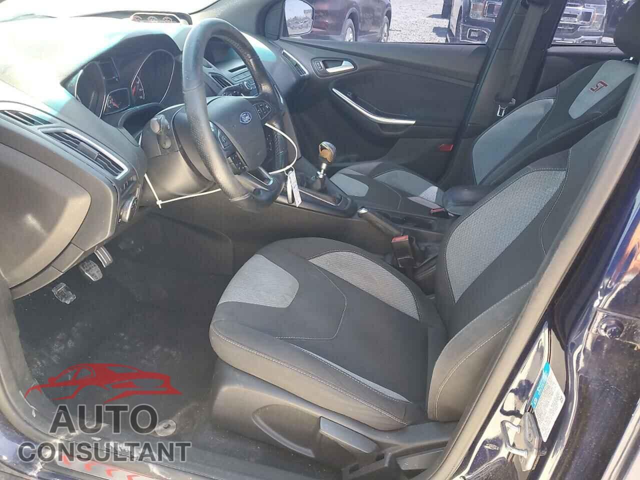 FORD FOCUS 2016 - 1FADP3L99GL300742