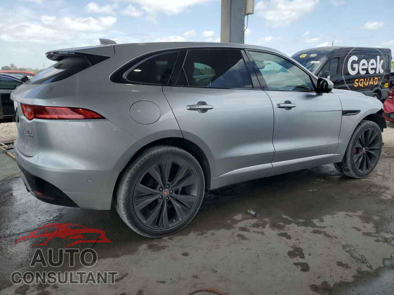 JAGUAR F-PACE 2017 - SADCP2BV8HA048370
