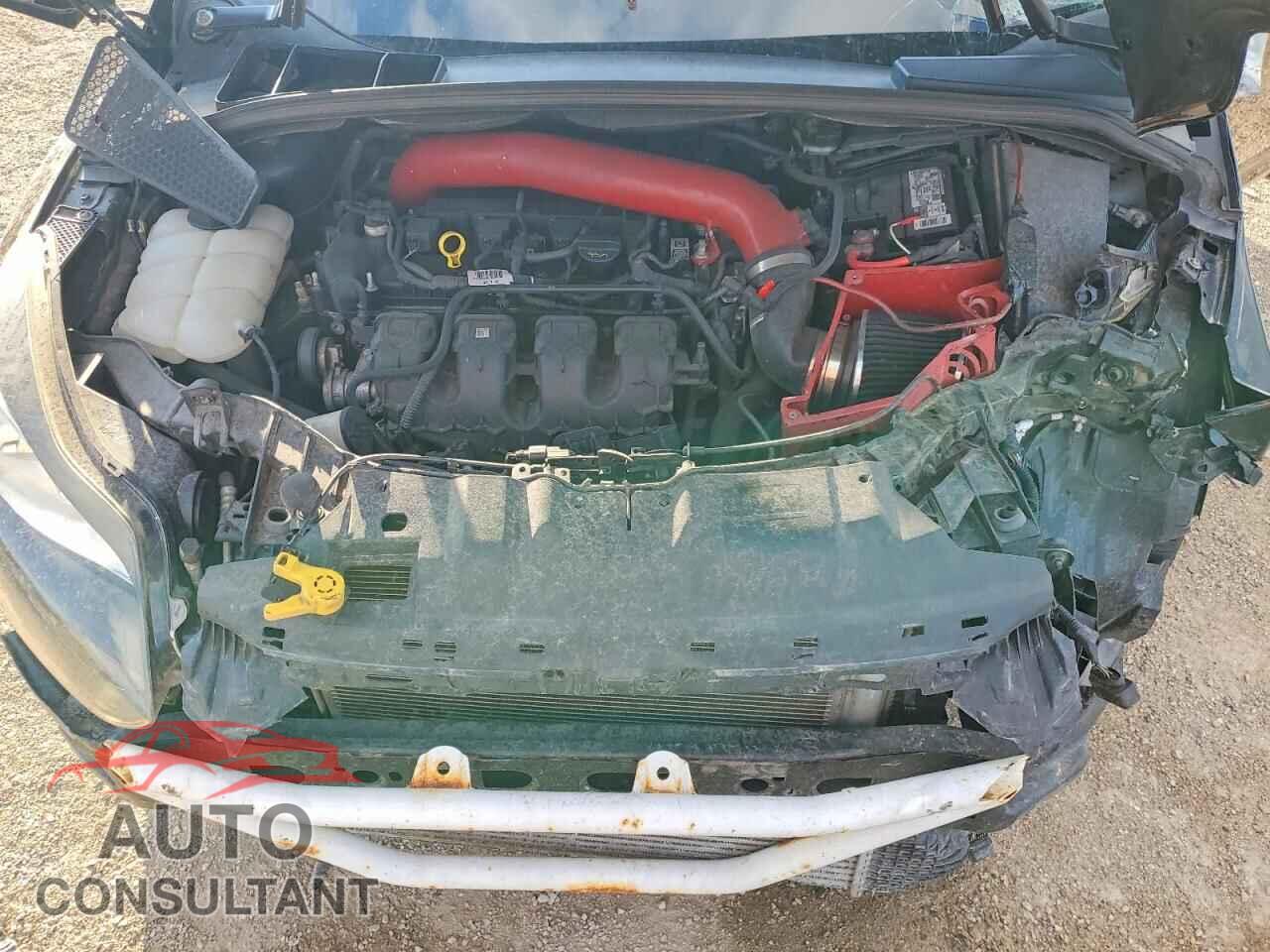 FORD FOCUS 2013 - 1FADP3L98DL201826