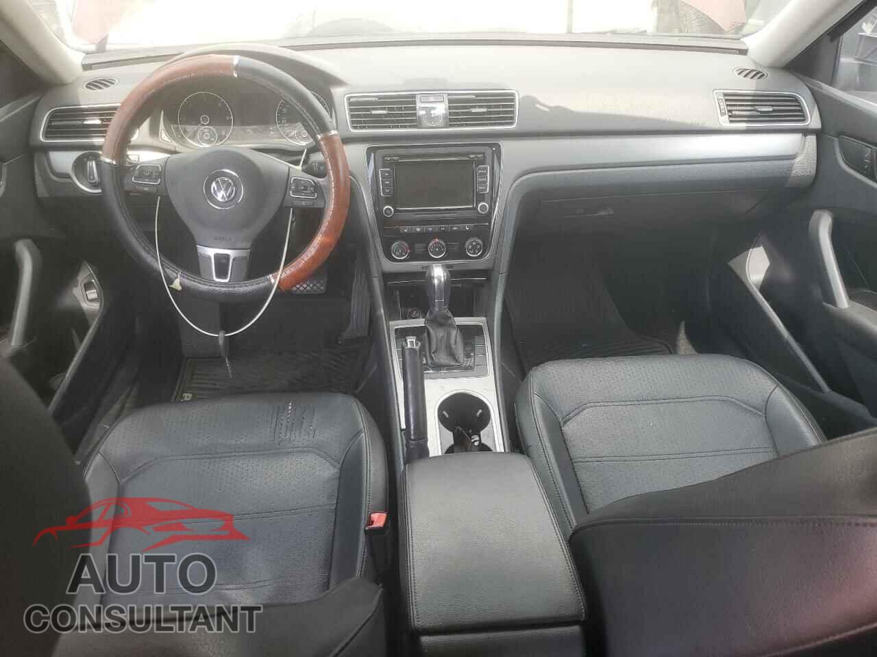 VOLKSWAGEN PASSAT 2014 - 1VWBN7A36EC002513