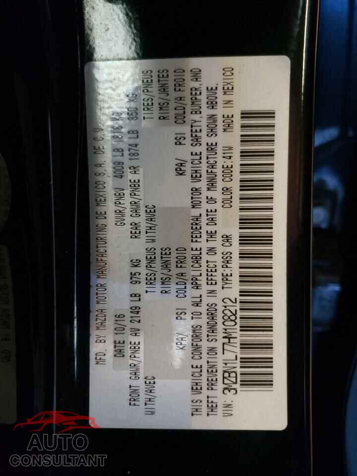 MAZDA 3 2017 - 3MZBN1L77HM108212