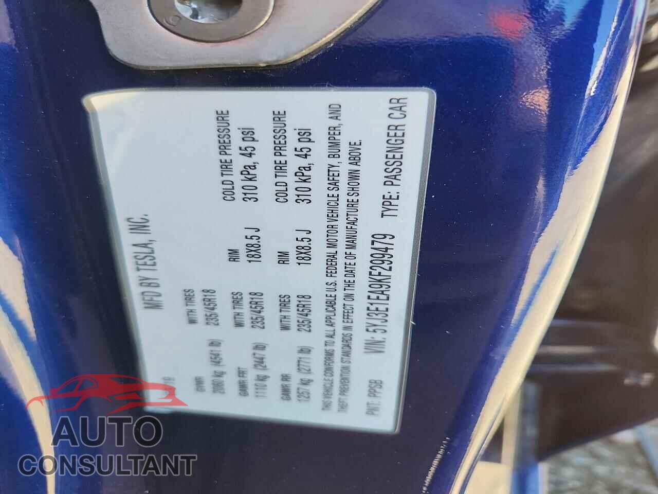 TESLA MODEL 3 2019 - 5YJ3E1EA9KF299479