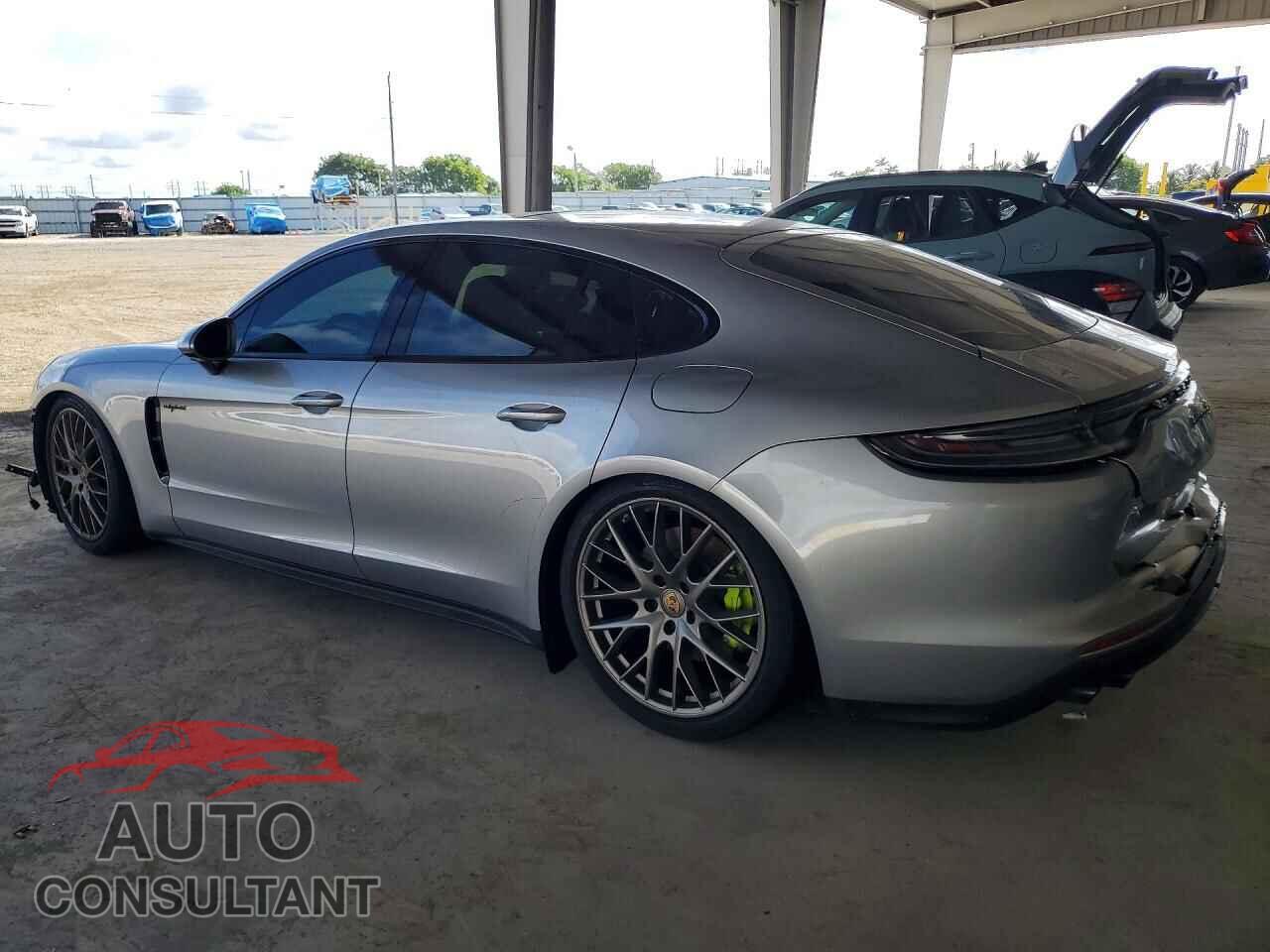PORSCHE PANAMERA 2023 - WP0AK2A75PL132203