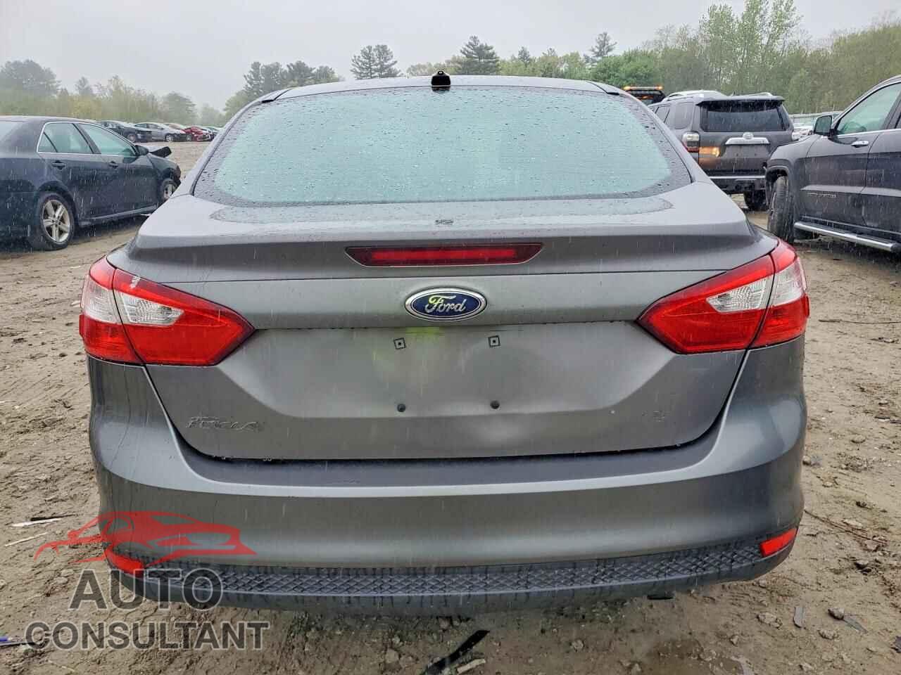 FORD FOCUS 2013 - 1FADP3F27DL120413