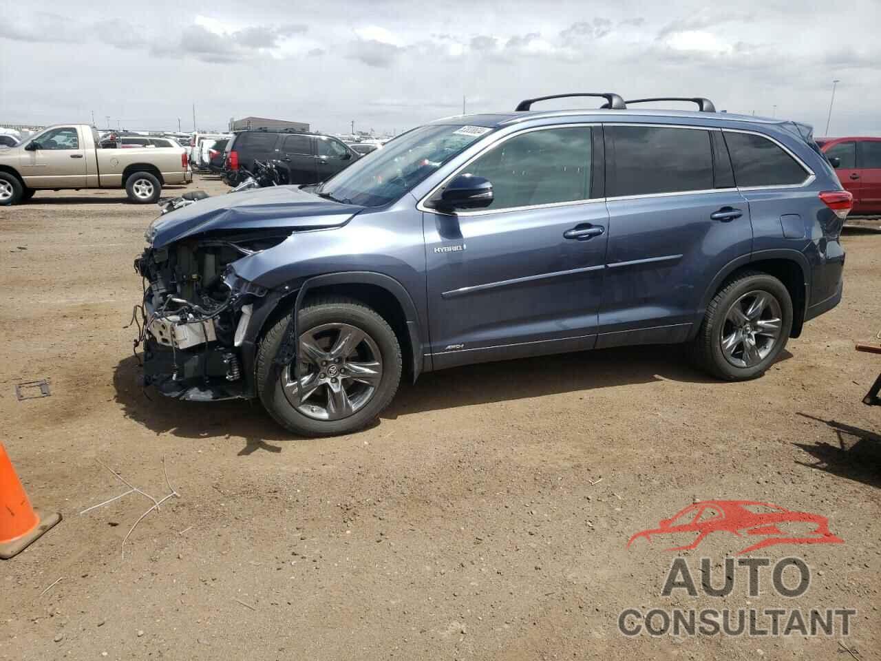 TOYOTA HIGHLANDER 2018 - 5TDDGRFH5JS041849