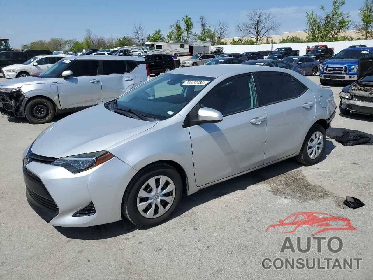 TOYOTA COROLLA 2018 - 2T1BURHE8JC051304