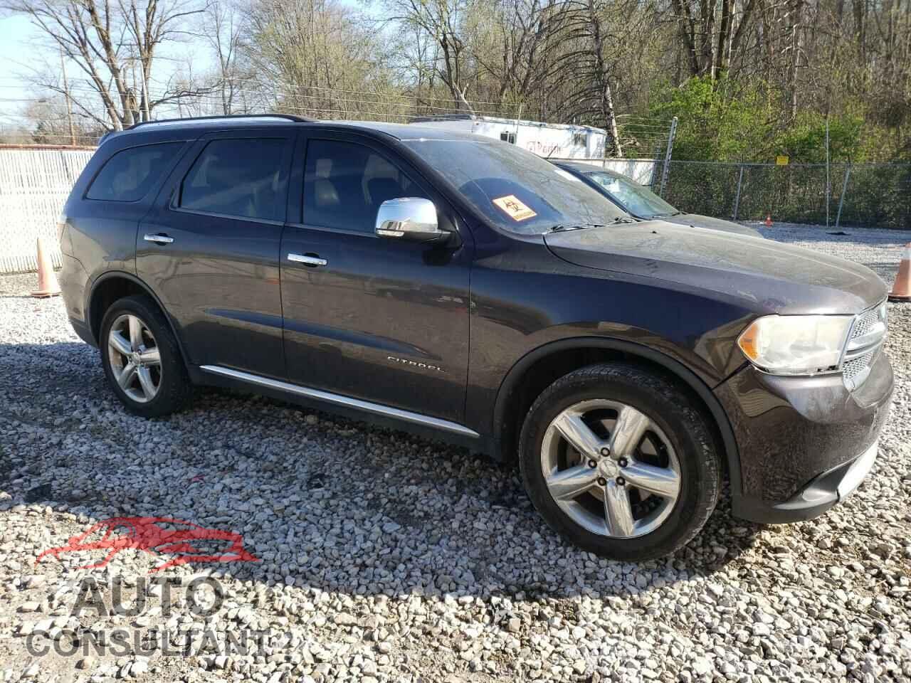 DODGE DURANGO 2013 - 1C4SDJET3DC580127