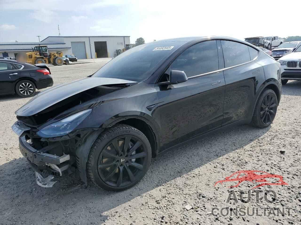 TESLA MODEL Y 2023 - 7SAYGDEE4PA187040