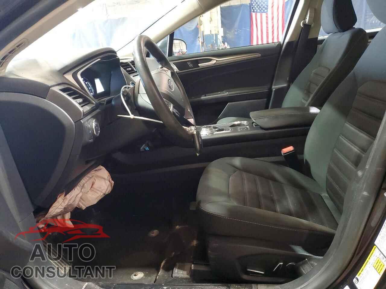 FORD FUSION 2020 - 3FA6P0HD9LR166105