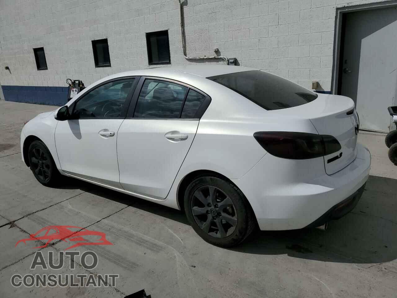 MAZDA 3 2011 - JM1BL1VG2B1383836
