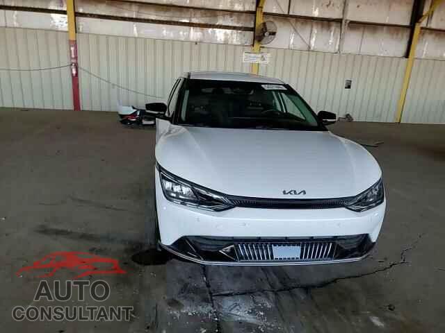 KIA EV6 LIGHT 2022 - KNDC34LA2N5059822