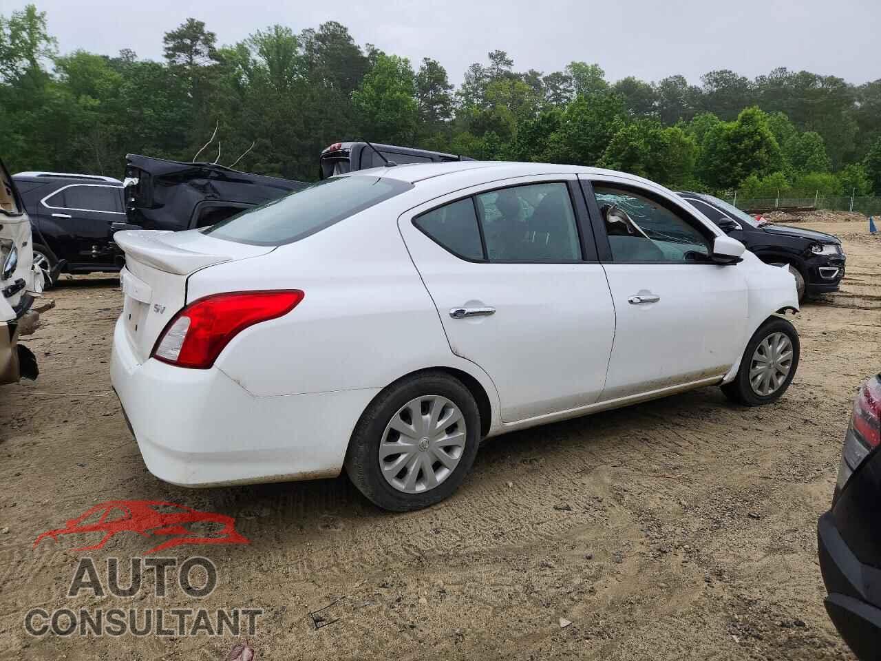 NISSAN VERSA 2017 - 3N1CN7APXHL805864