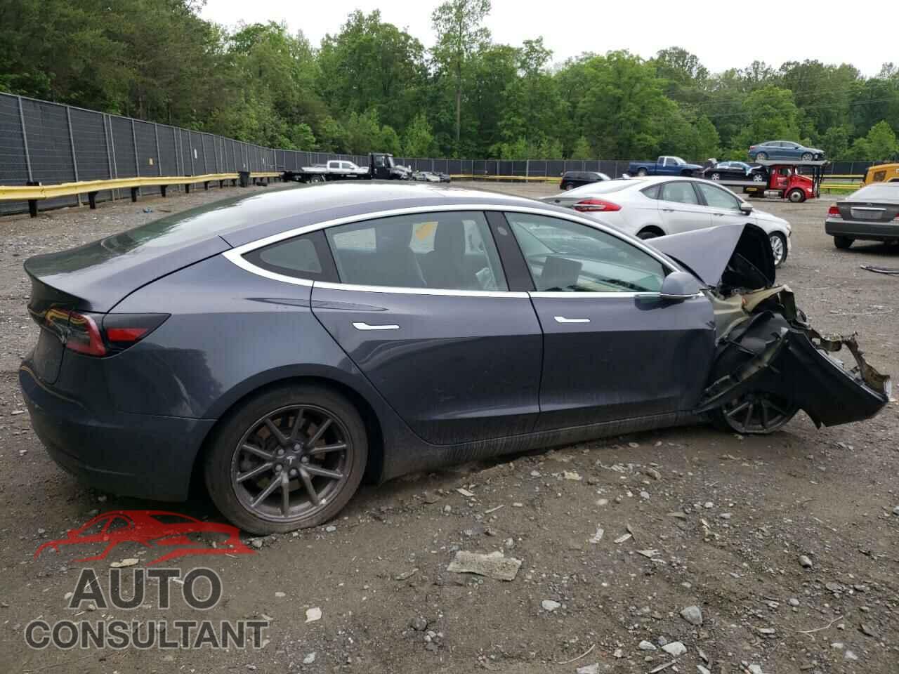 TESLA MODEL 3 2018 - 5YJ3E1EA0JF123922