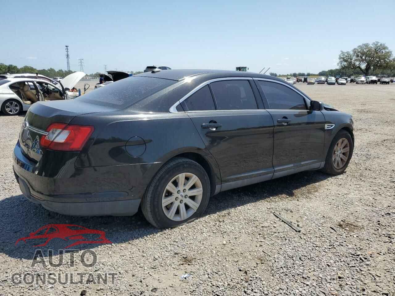 FORD TAURUS 2011 - 1FAHP2DW8BG157624