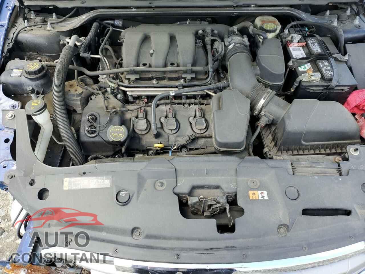 FORD TAURUS 2015 - 1FAHP2E89FG184580