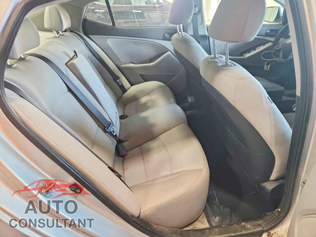 KIA OPTIMA 2012 - KNAGM4A75C5297499