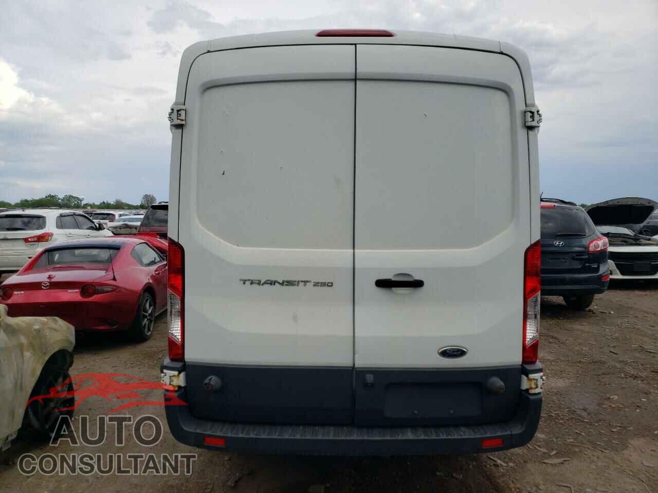 FORD TRANSIT 2017 - 1FTYR2CM3HKA65461