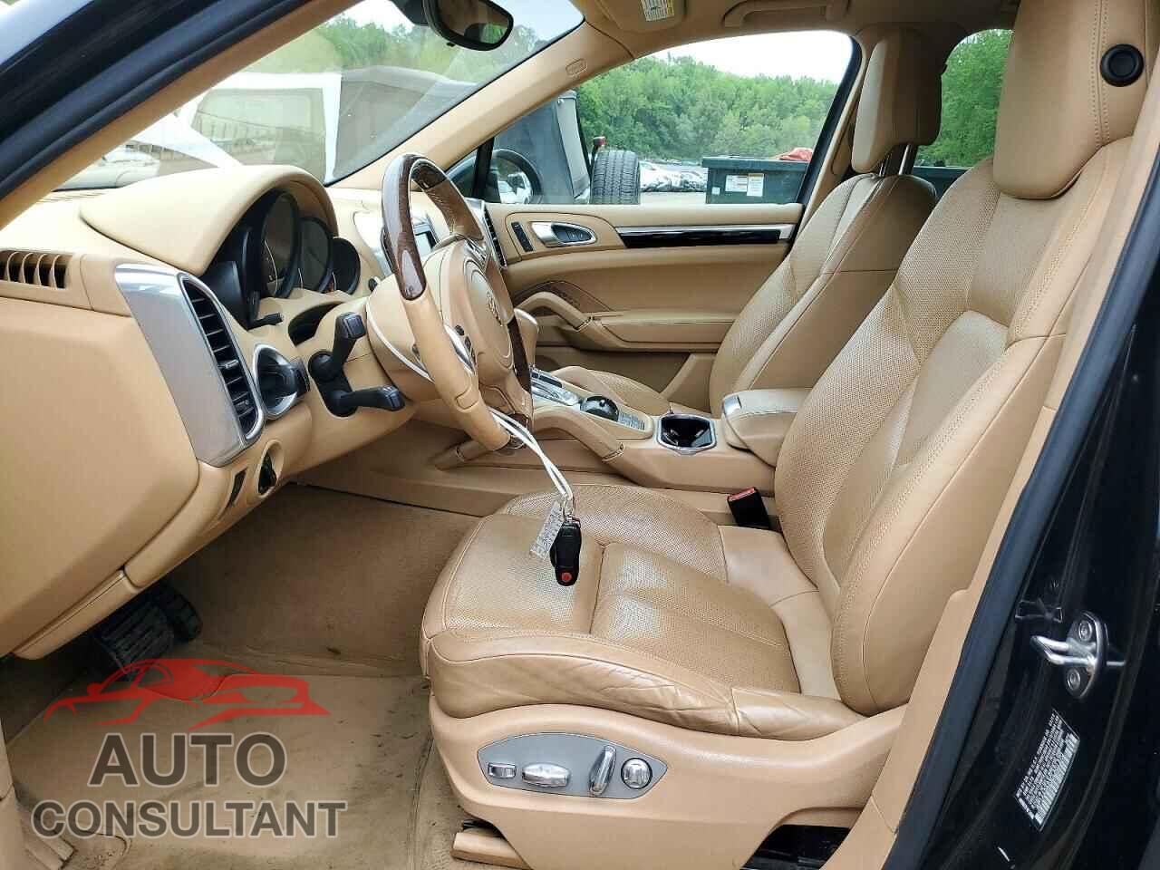 PORSCHE CAYENNE 2013 - WP1AA2A23DLA01370