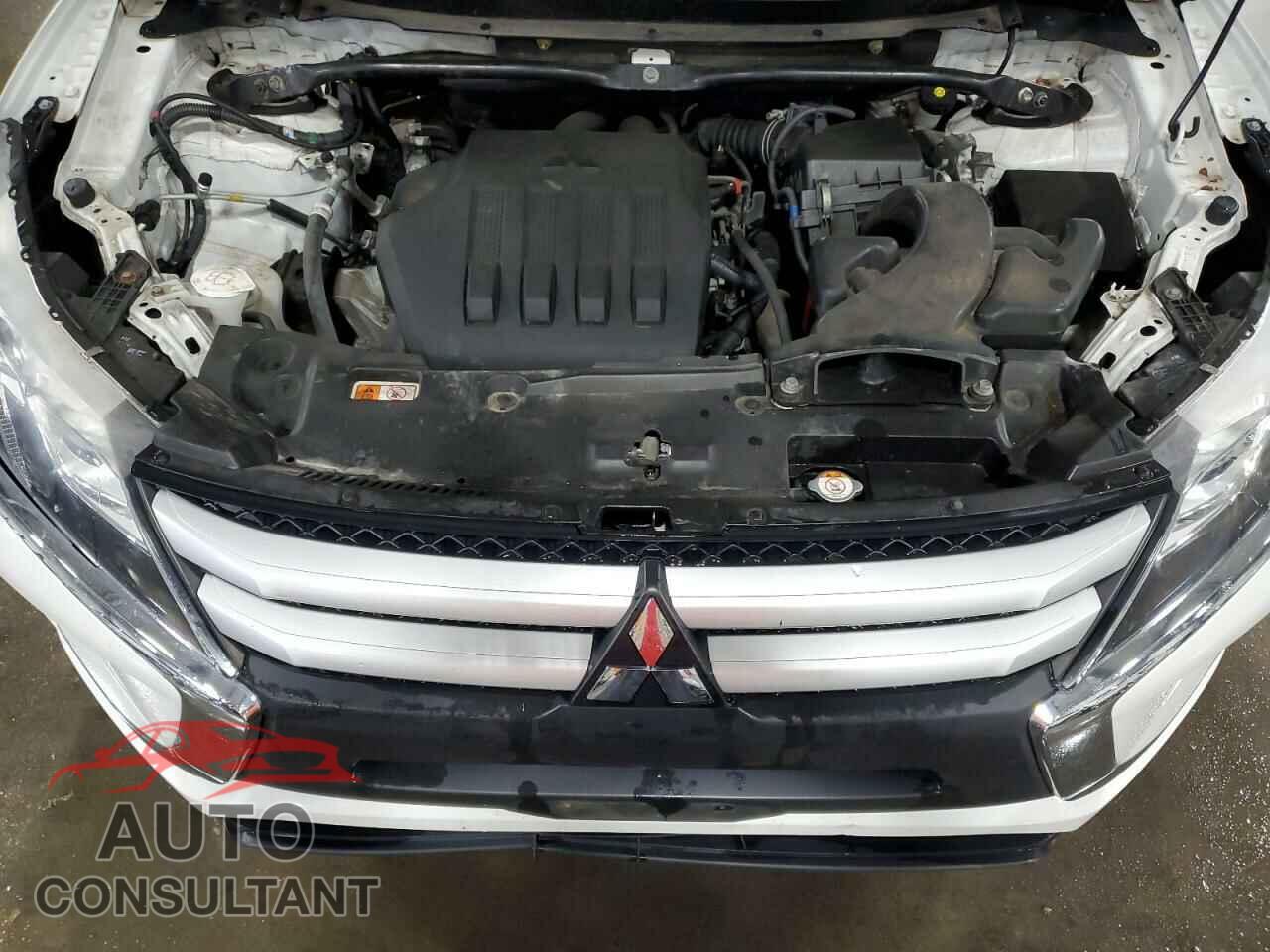 MITSUBISHI ECLIPSE 2018 - JA4AT3AAXJZ063098