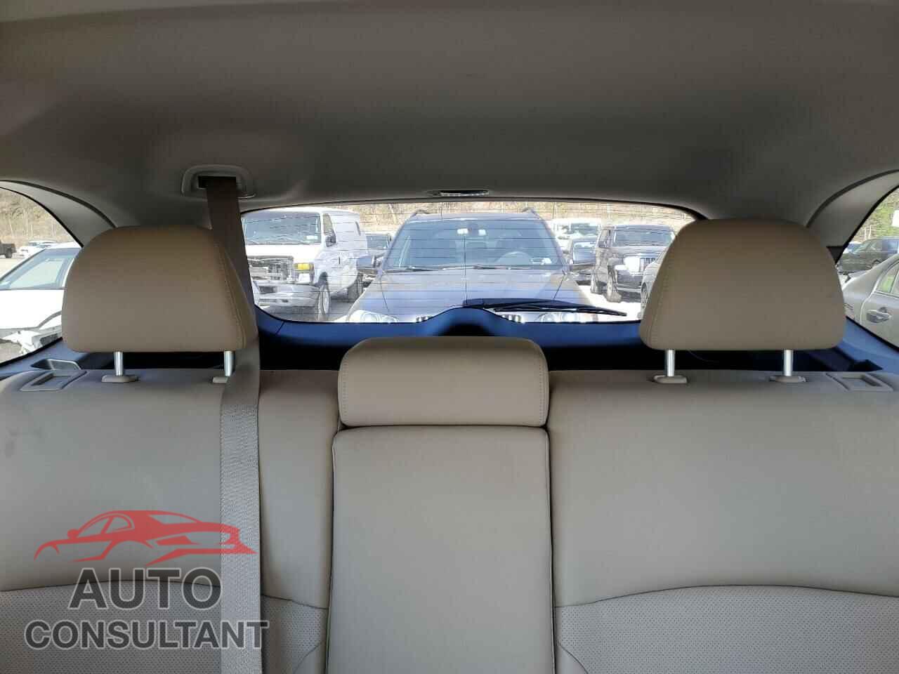 SUBARU OUTBACK 2017 - 4S4BSANCXH3348017