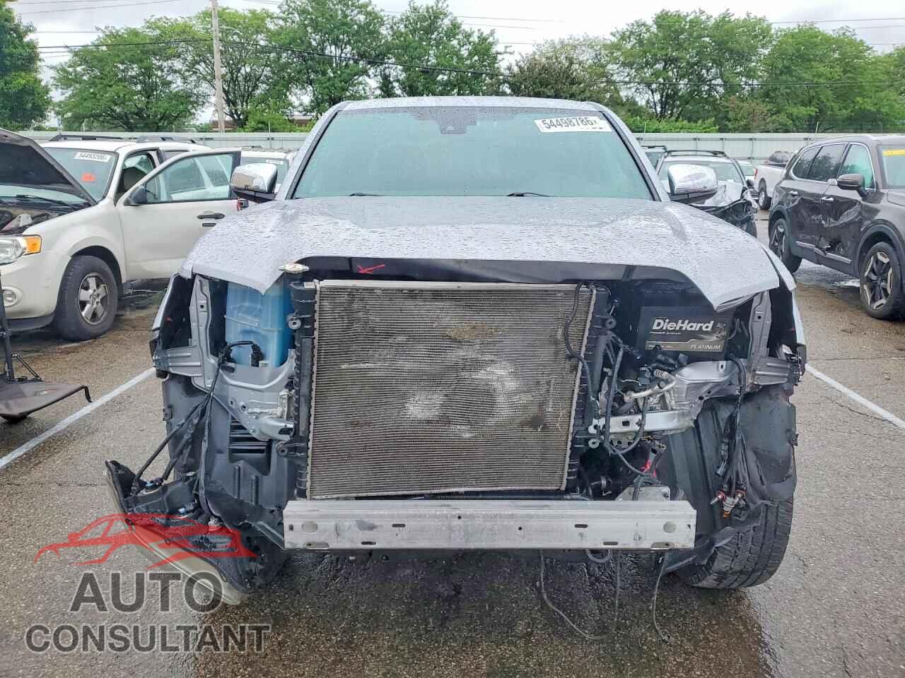 TOYOTA TACOMA 2018 - 3TMGZ5AN3JM168564