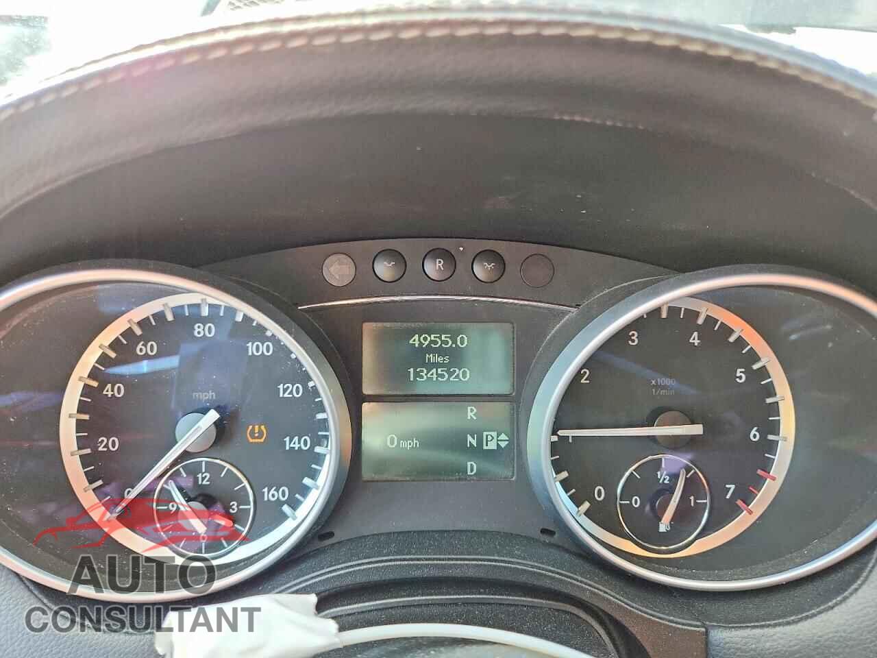 MERCEDES-BENZ GL-CLASS 2011 - 4JGBF8GE3BA654667