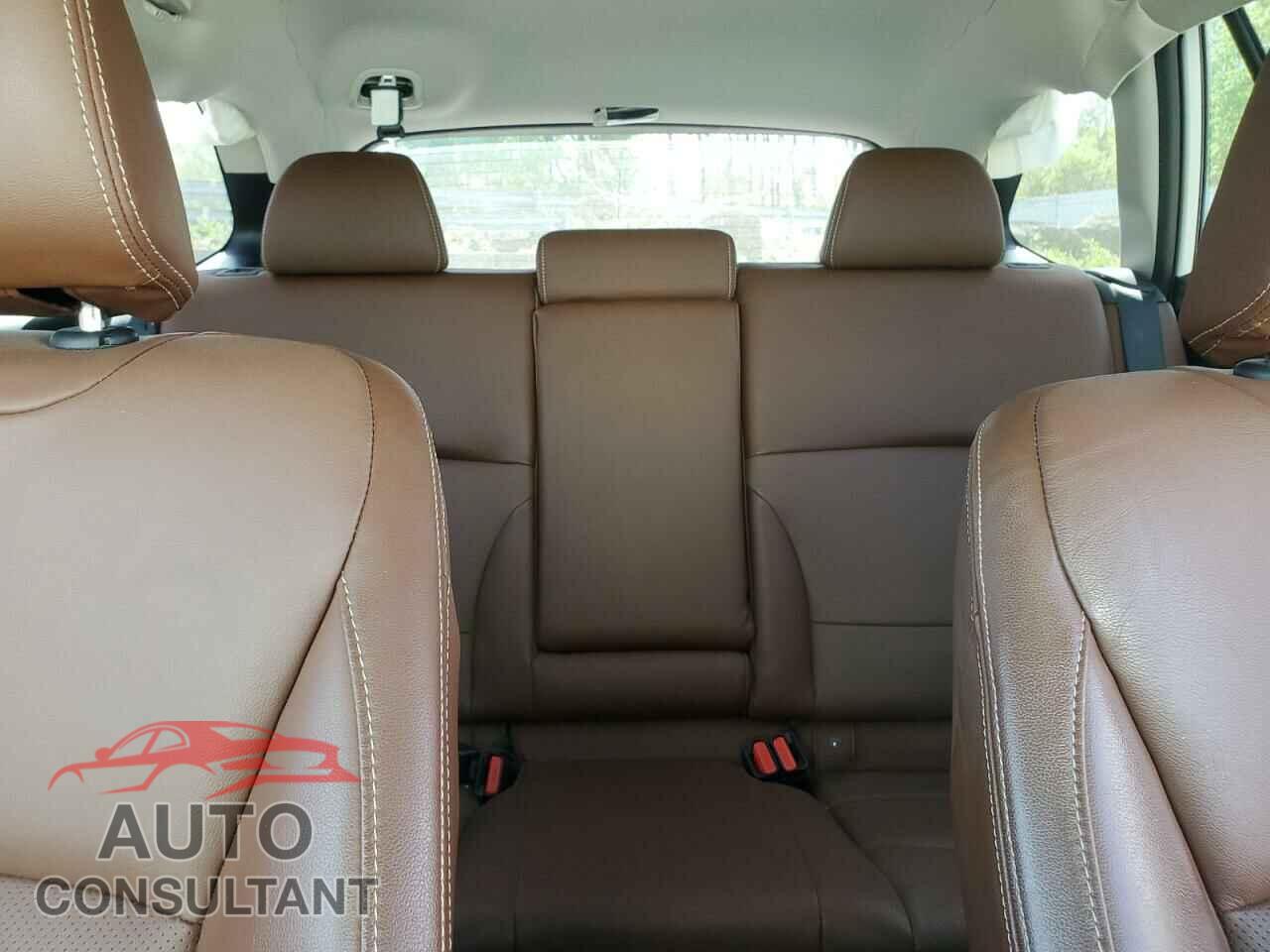 SUBARU OUTBACK 2017 - 4S4BSATCXH3334721