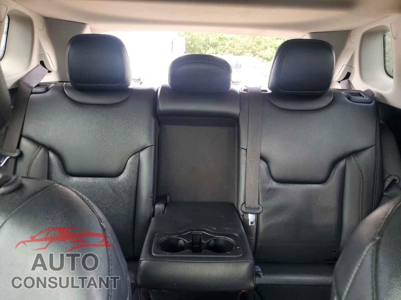 JEEP COMPASS 2021 - 3C4NJDCB4MT603534