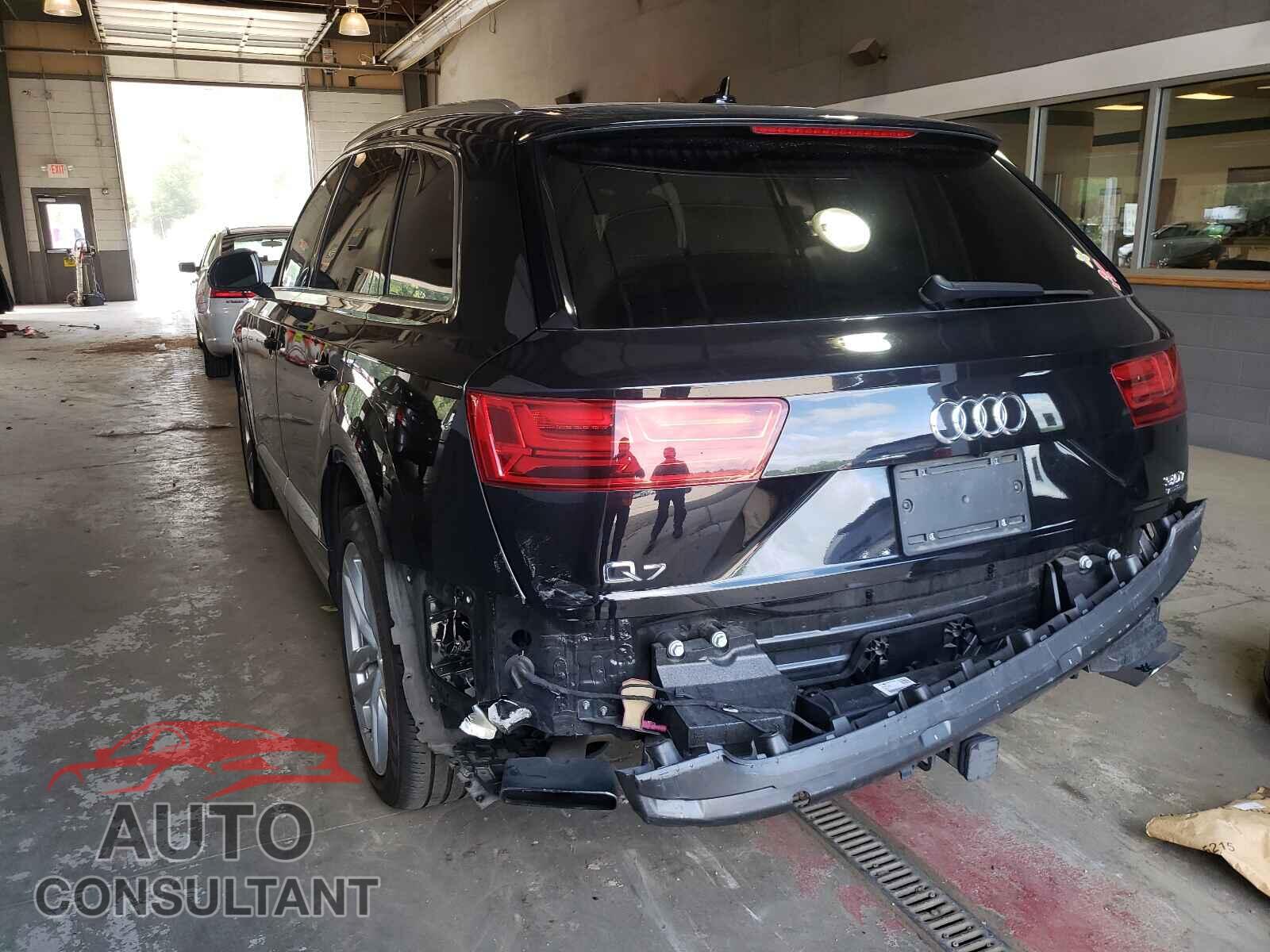 AUDI Q7 2017 - WA1VAAF74HD035474