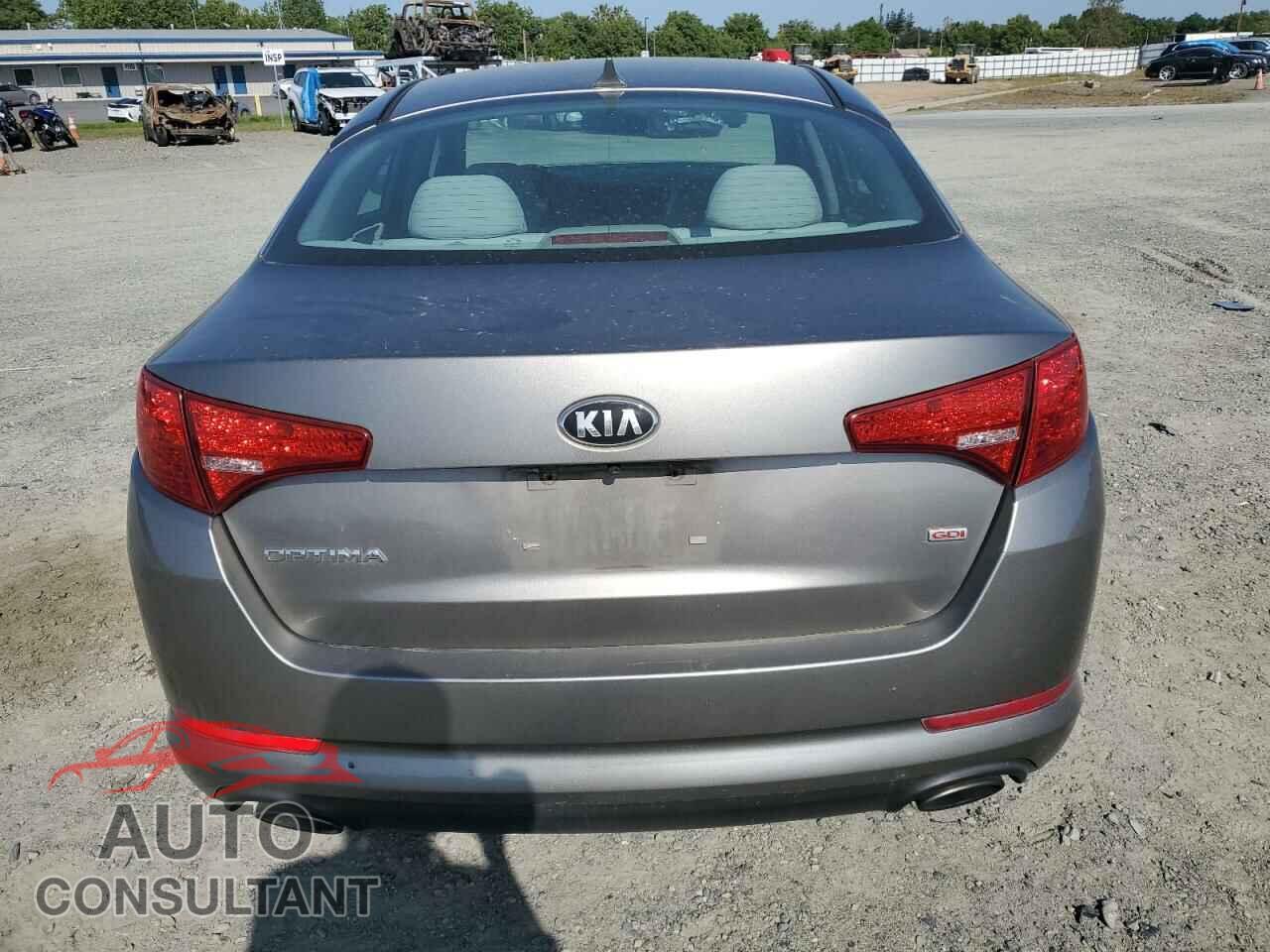 KIA OPTIMA 2013 - 5XXGM4A7XDG123749