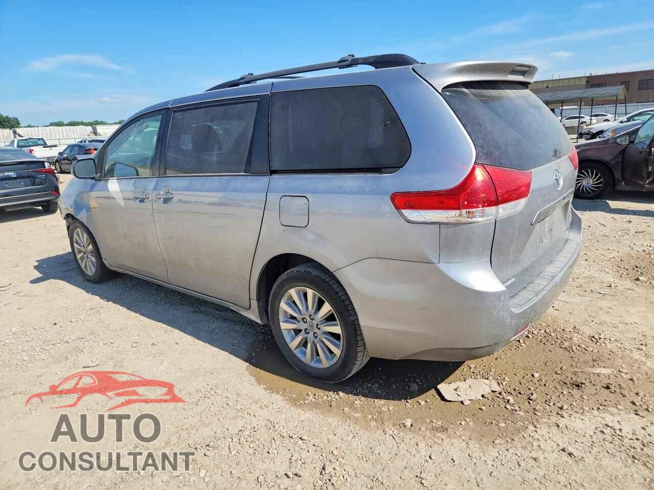 TOYOTA SIENNA 2012 - 5TDJK3DC6CS046602