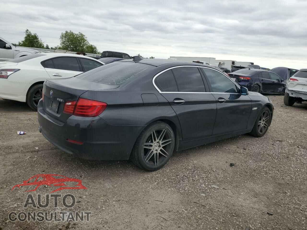 BMW 5 SERIES 2012 - WBAXG5C59CDW92476