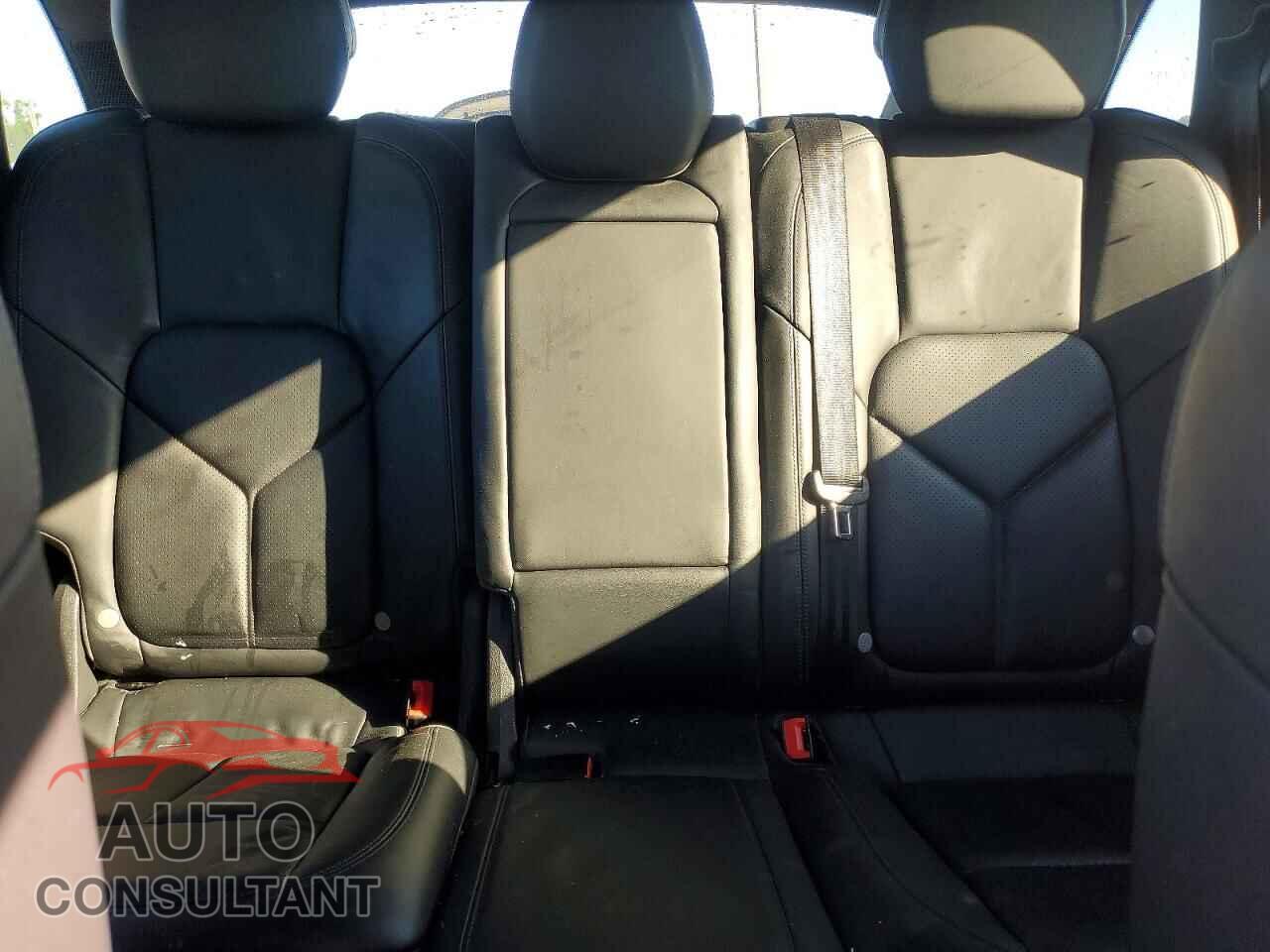PORSCHE CAYENNE 2013 - WP1AA2A27DLA19239