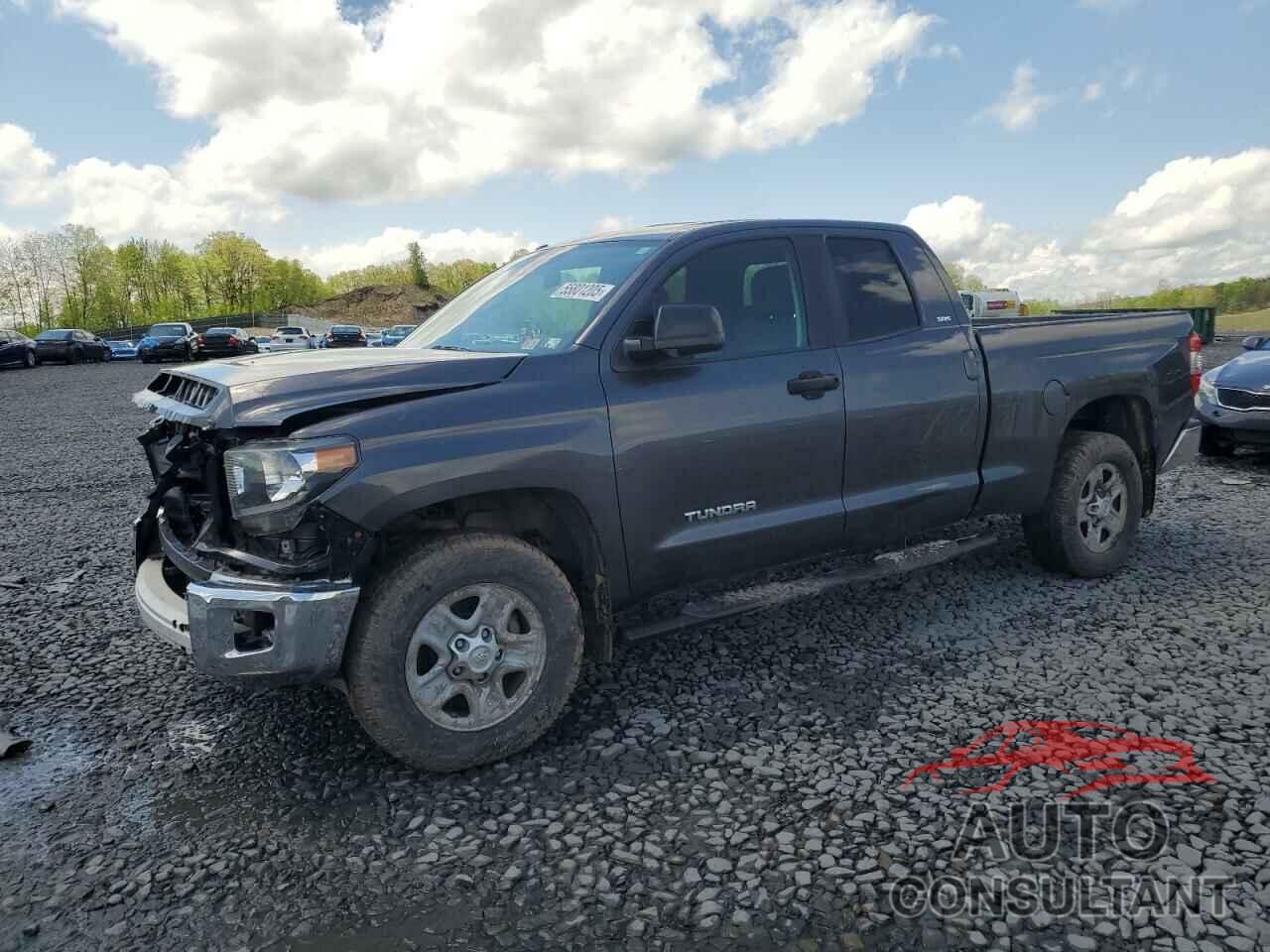TOYOTA TUNDRA 2018 - 5TFUM5F15JX076227