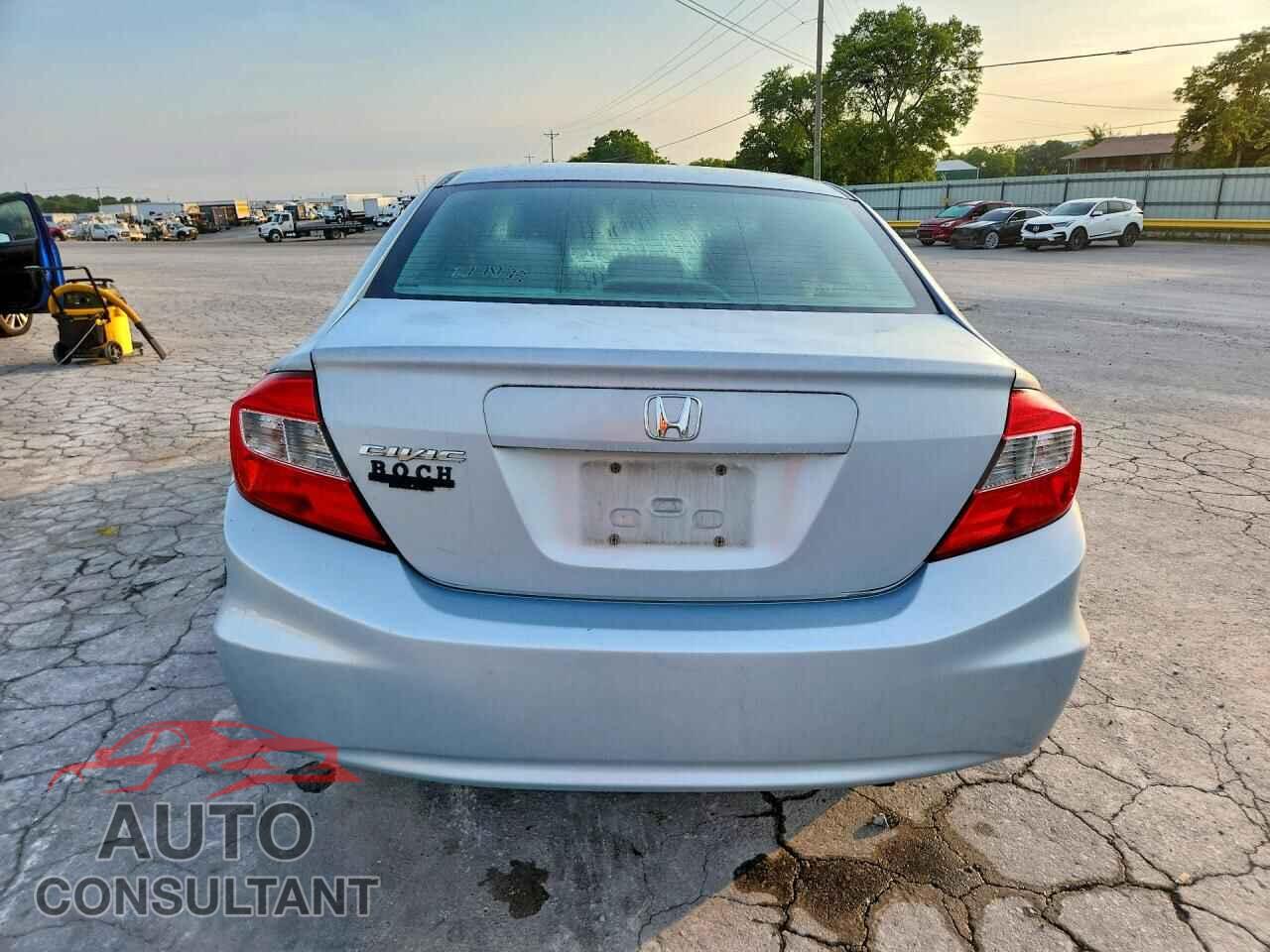 HONDA CIVIC 2012 - 2HGFB2F80CH533531
