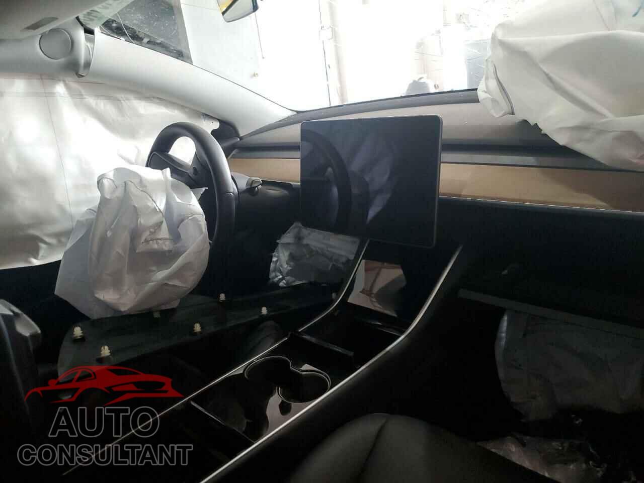 TESLA MODEL 3 2019 - 5YJ3E1EA0KF474184