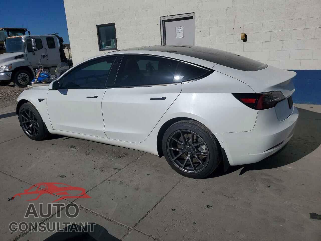 TESLA MODEL 3 2022 - 5YJ3E1EB3NF109950